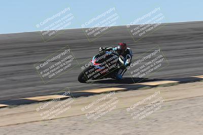 media/Oct-13-2025-Moto Forza (Mon) [[a66d839500]]/3-B Group/Session 2 (Bowl)/